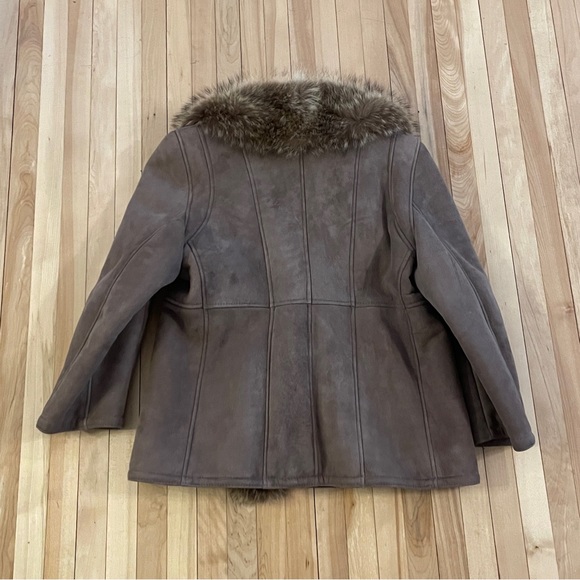 Vintage 1970s Luxurious Lanvin Deep Taupe Fur Collar Suede Coat - Size 14 - Picture 2 of 16